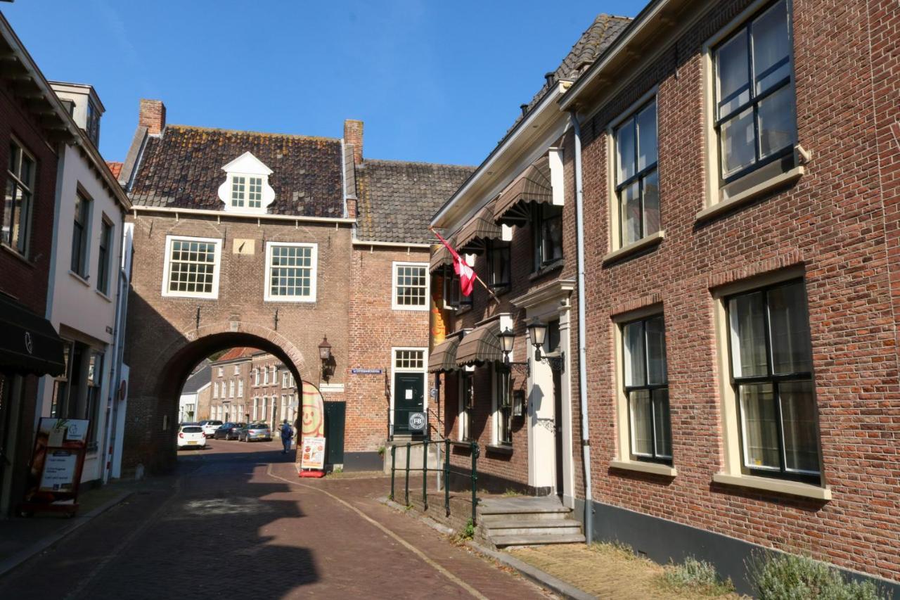 Hotel Buren Hotel *